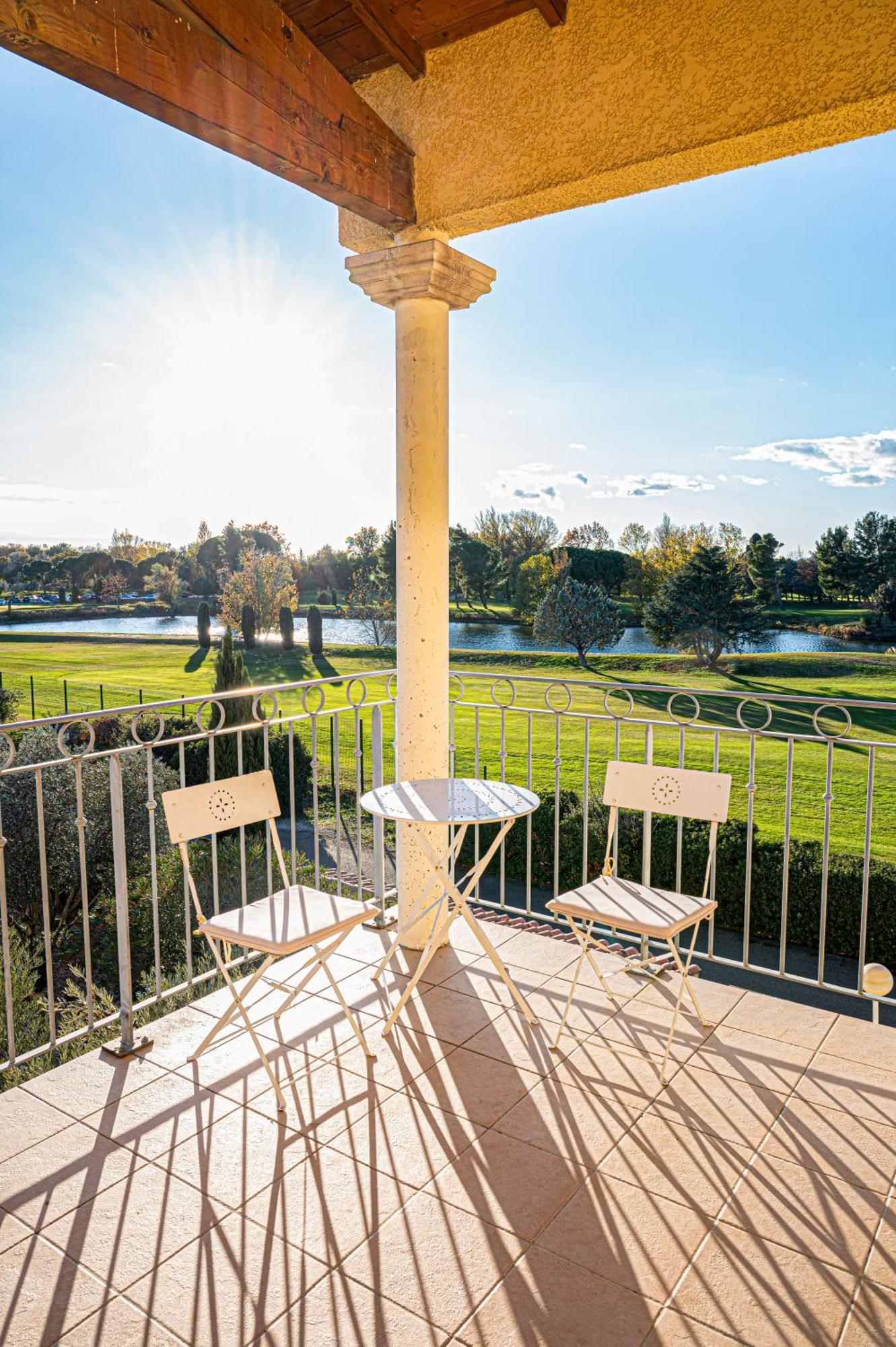 La Blanchere, Vue Golf Vedène Екстериор снимка